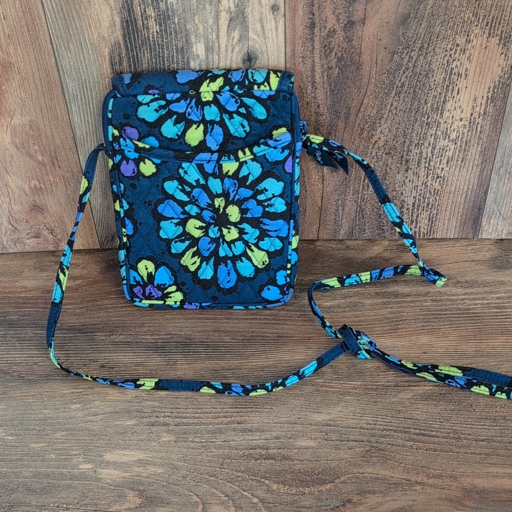 Vera Bradley Indigo Pop Hipster Quilted Crossbody Bag C289 - Picture 2 of 10